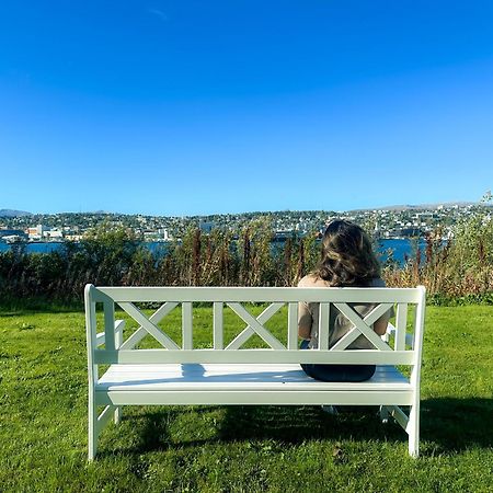 トロムソPanorama View - Free Parking - Perfect For Couplesアパートメント エクステリア 写真